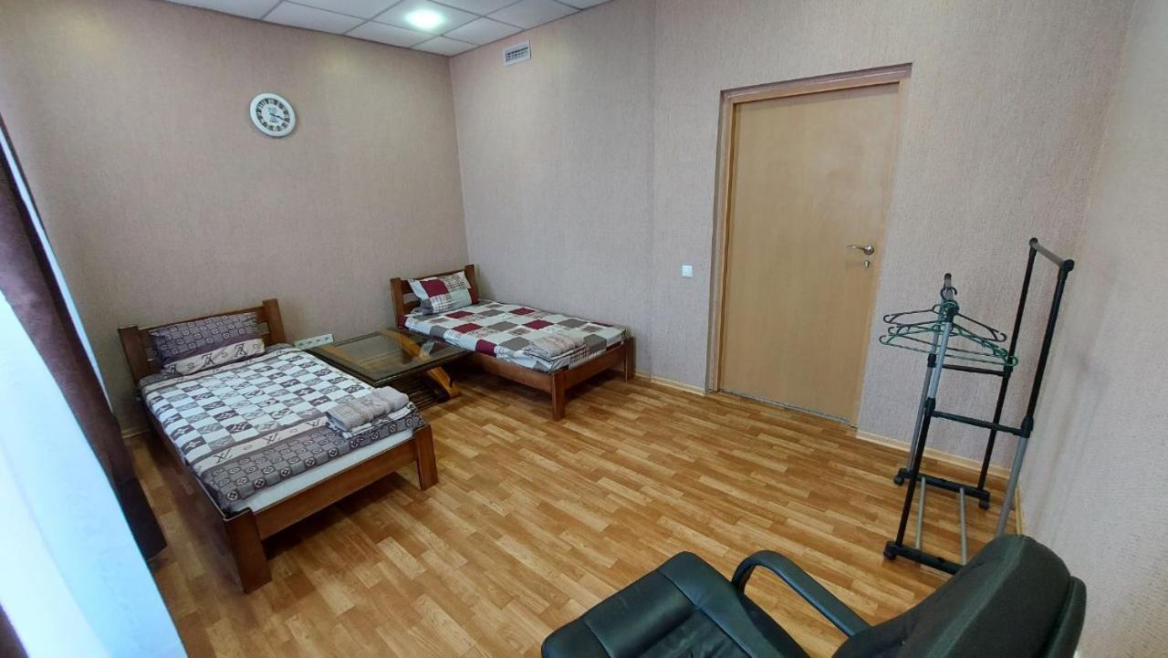 Отель Меридиан Zolotonosha Dış mekan fotoğraf