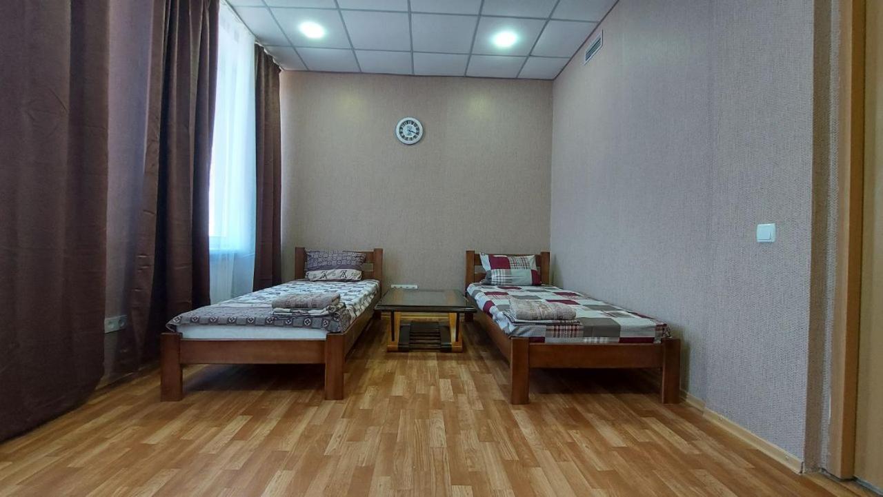 Отель Меридиан Zolotonosha Dış mekan fotoğraf