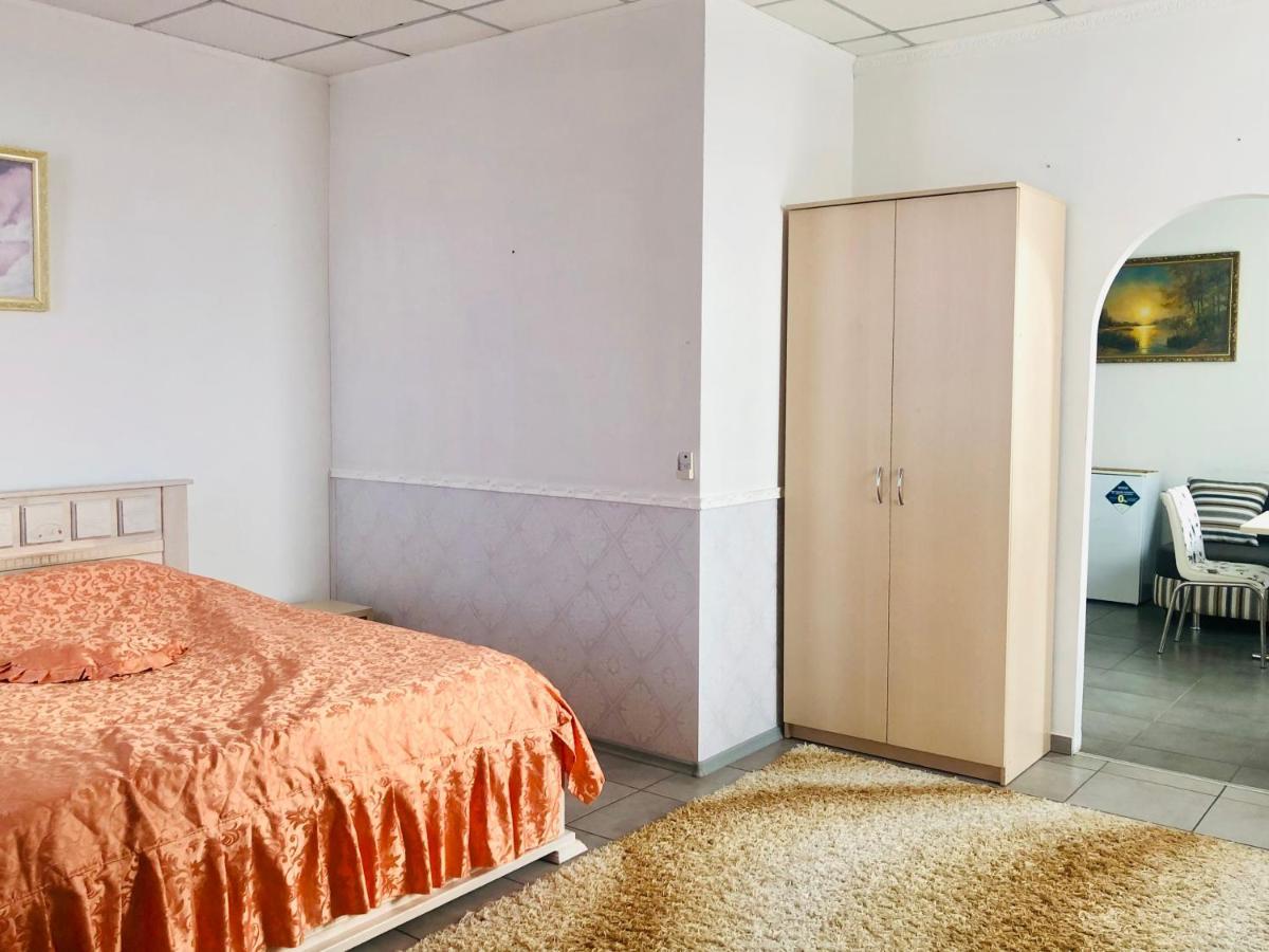 Отель Меридиан Zolotonosha Dış mekan fotoğraf